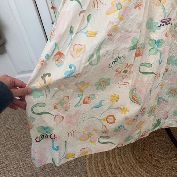 Coach Printed Tie Neck Pleated Dress Spring 2021 Size 10 - Picture 7 of 11